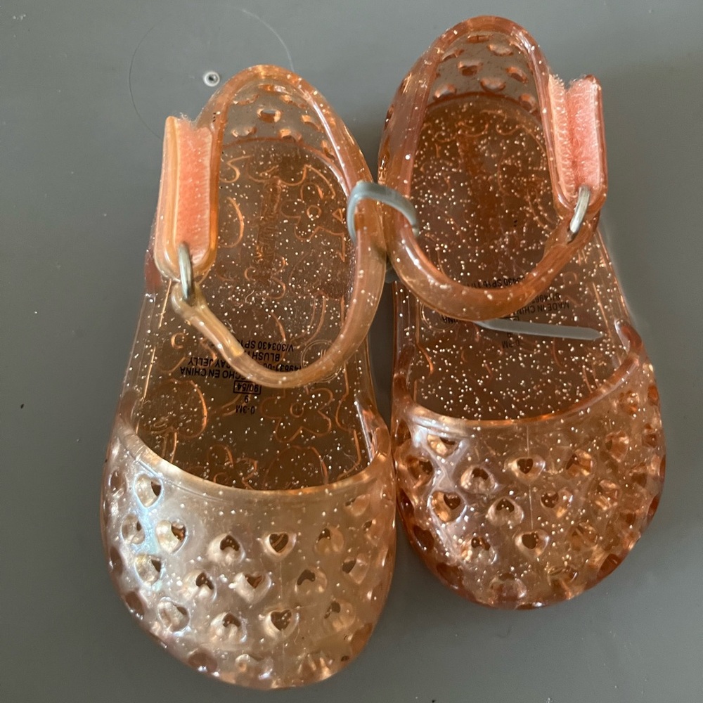 Old navy infants jelly sandals